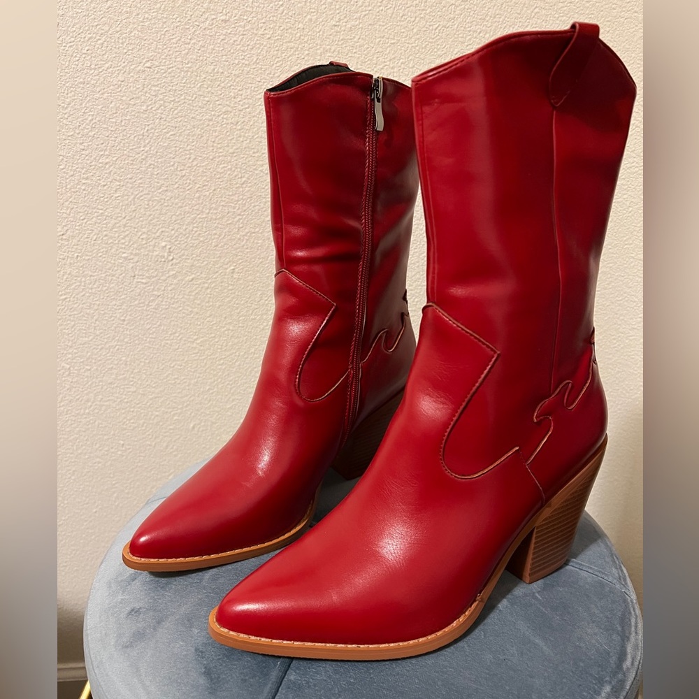 Brand New red fitted cowboy boots